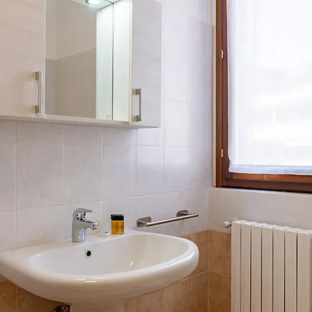 Platani By Interhome Appartamento Dervio